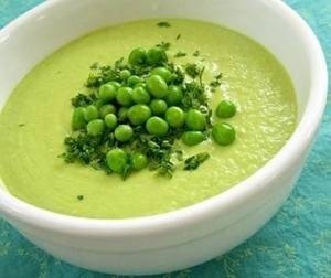 Крем суп из брокколи с зеленым горошком