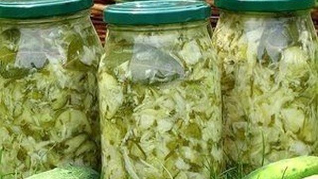 Салат из огурцов с луком на зиму: рецепты и особенности приготовления