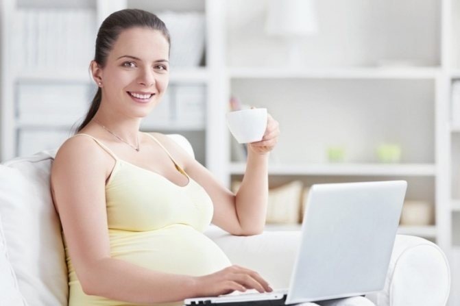 Живот на ранних сроках беременности